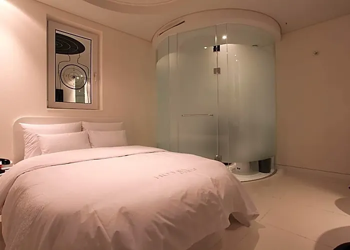 Hotel Pop3 Jongno Seoel